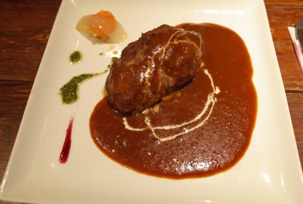 デミグラスハンバーグ