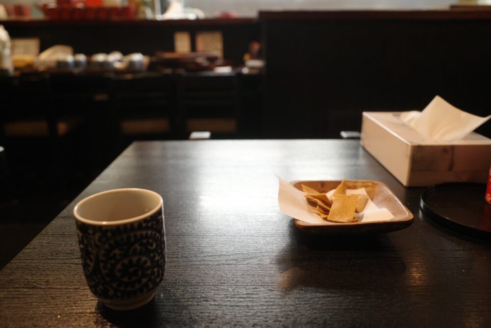 百々亭さん店内