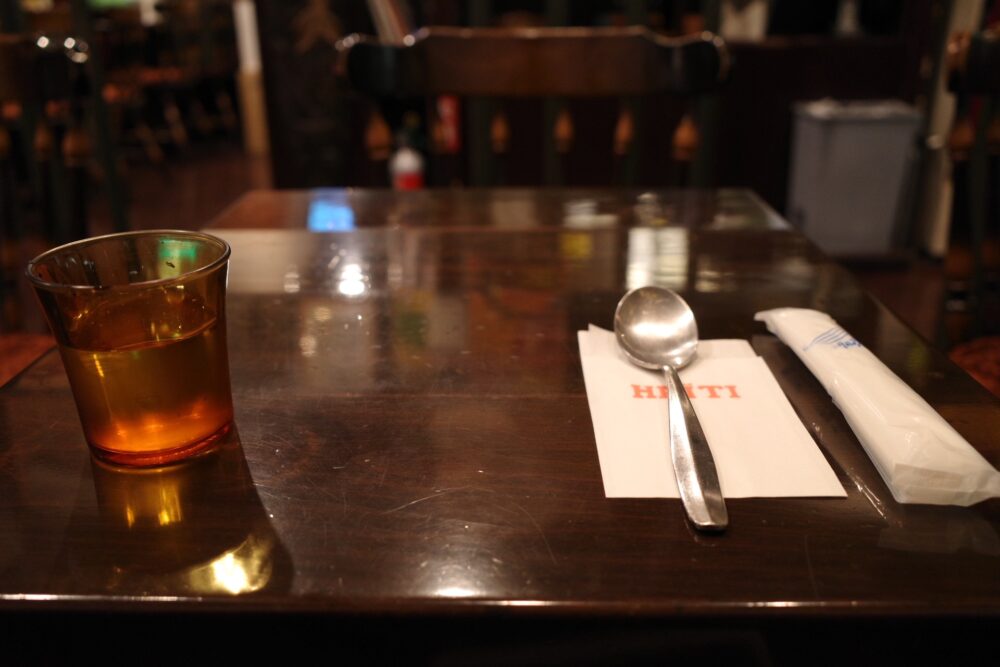 カフェ・ハイチさんテーブル