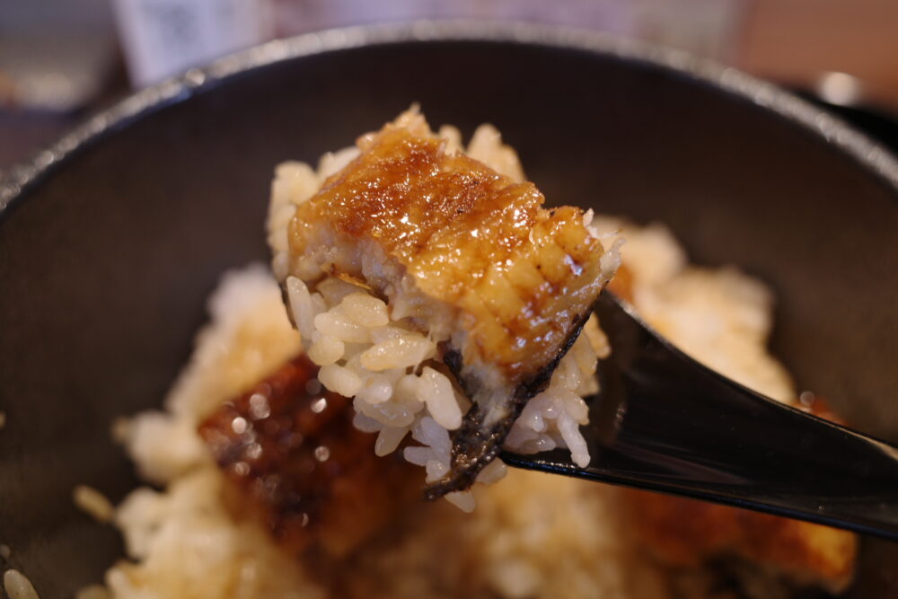 一口の国産うな丼