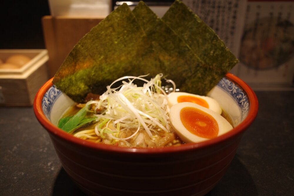 横から特製笠岡ラーメン醬油