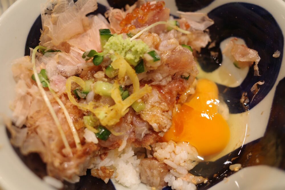 うま味海鮮丼の断面