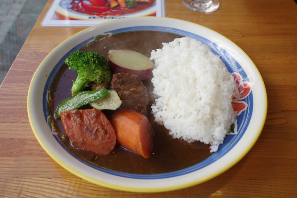 季節の野菜とポークカレースペシャル