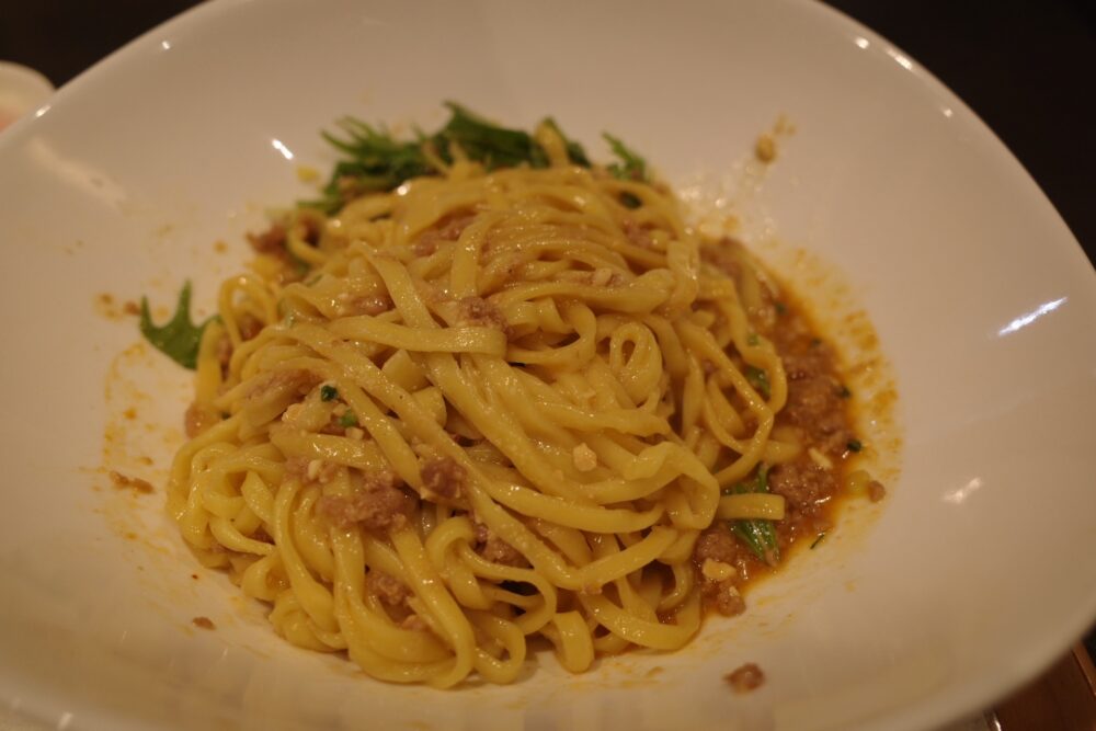 混ぜたゆず香る汁なし担々麺