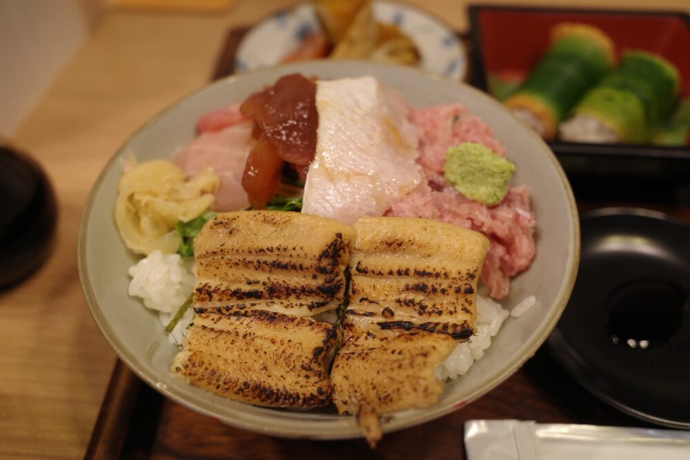 海鮮丼