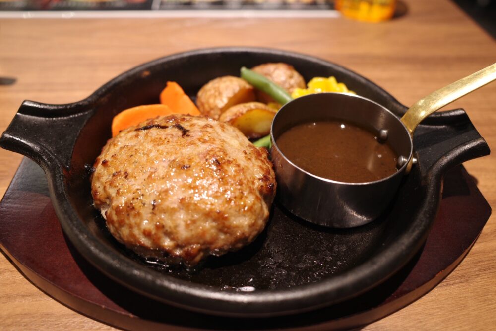 デミグラスハンバーグ