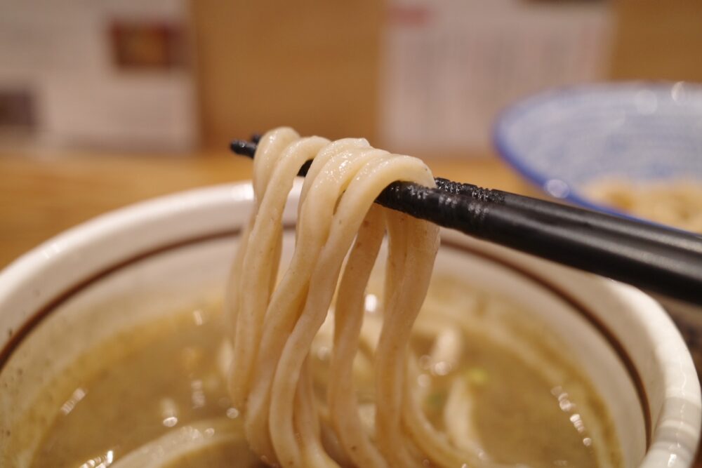 一口の麺