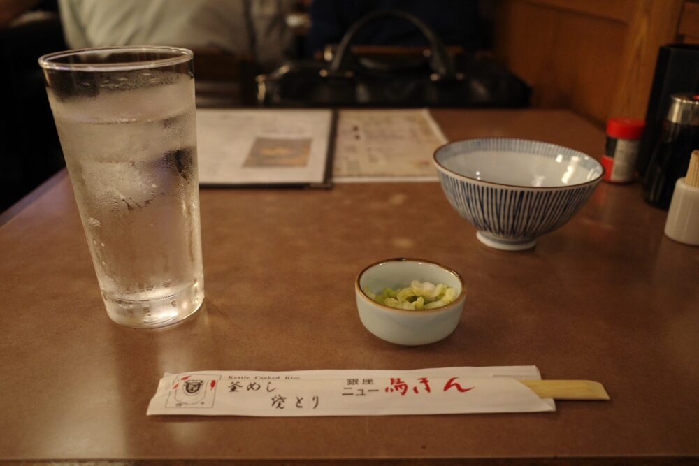 ニュー鳥ぎんさんテーブル