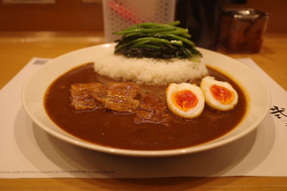 カレーライスの盛り具合