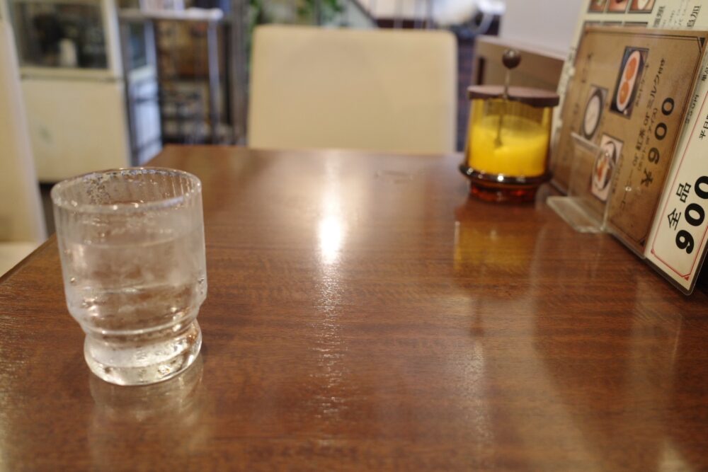 喫茶マドンナーさん店内