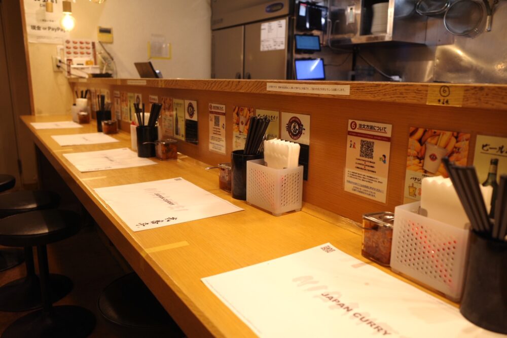 日本式カレー 弐番亭さん店内