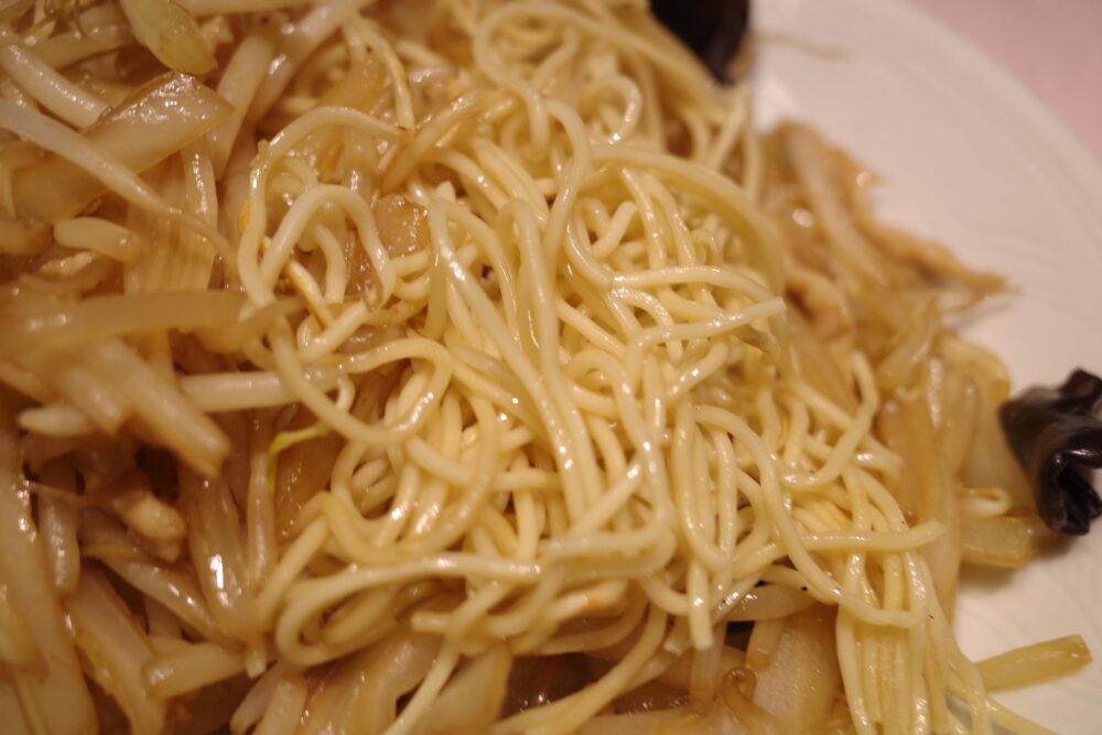 上海式肉焼きそばの表面