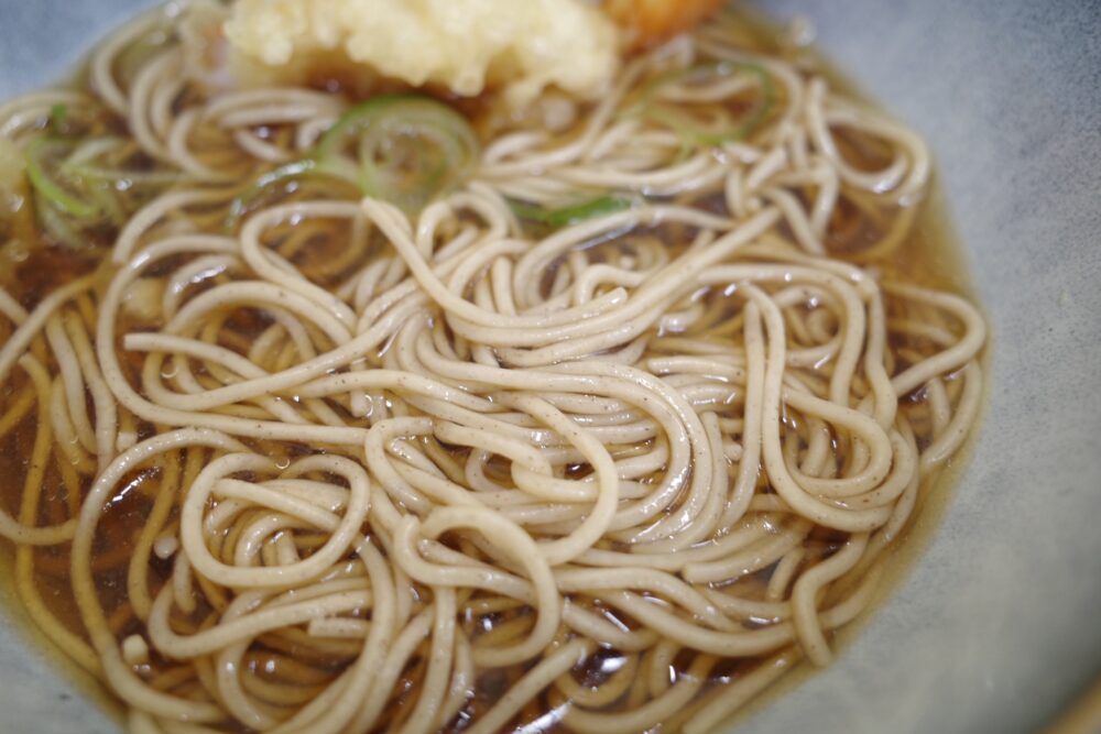 蕎麦の表面