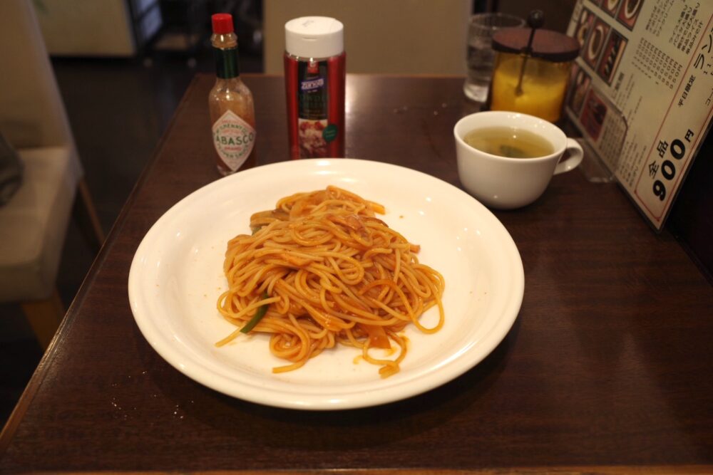 ナポリタンとスープ