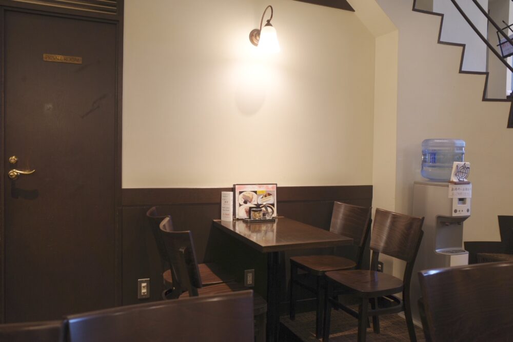 珈琲処ボナールさん店内