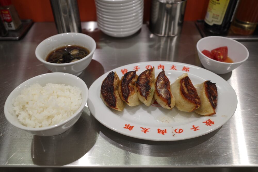 餃子定食(餃子6個)