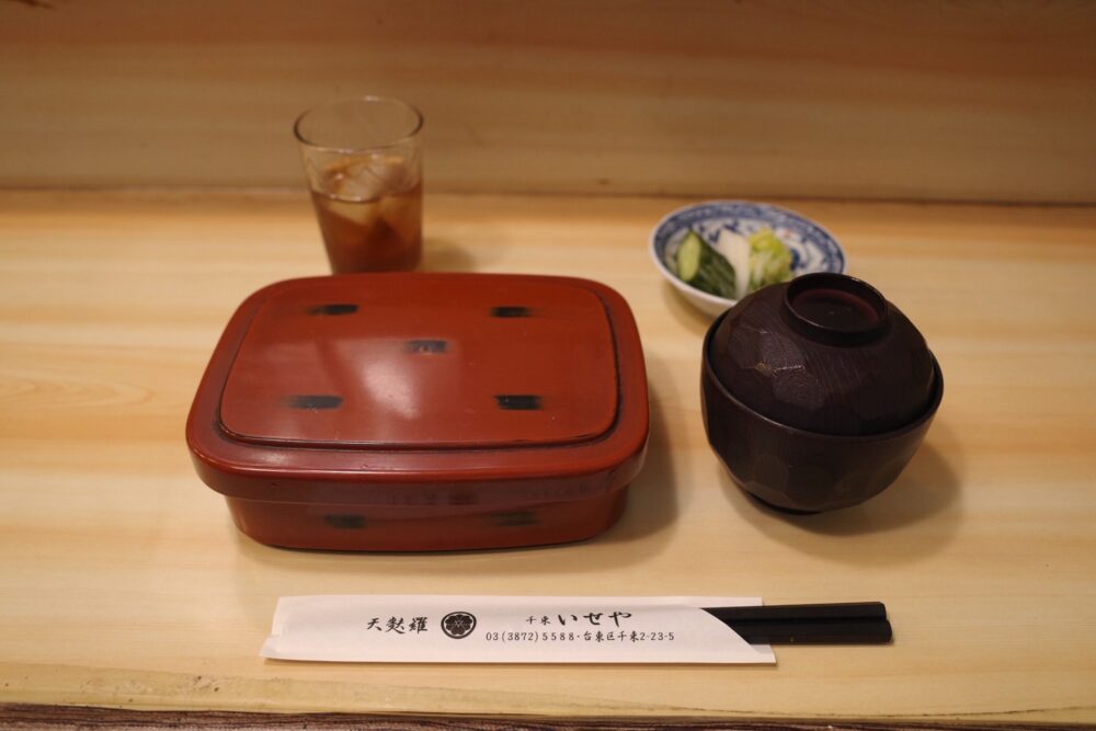 開ける前の天重
