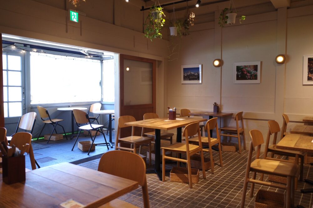 HOGETSUDOさん店内