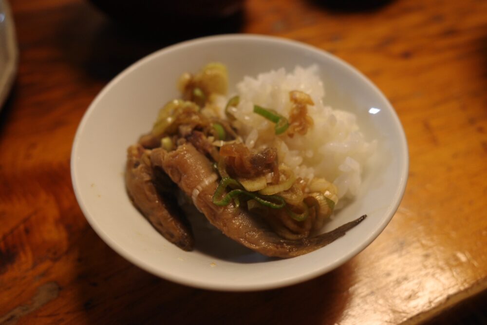 どぜうをのせたご飯