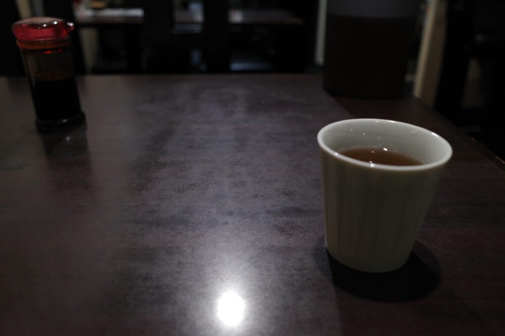 まぐろ屋本家さん店内
