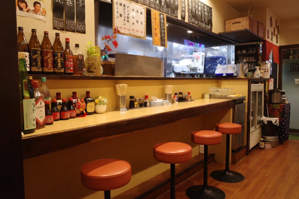 鳳龍さん店内