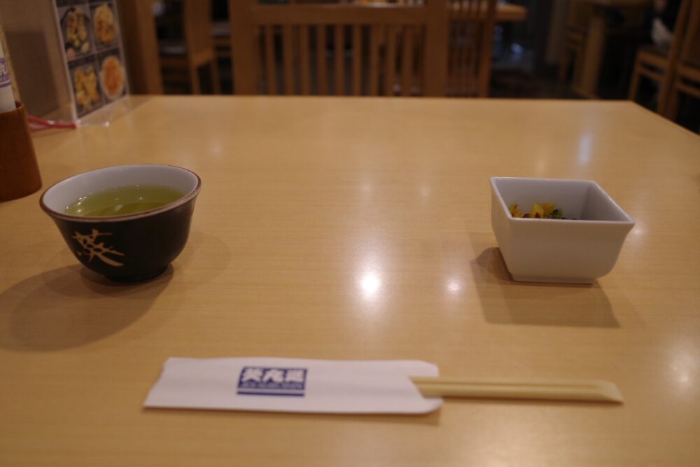 葵丸進さんテーブル