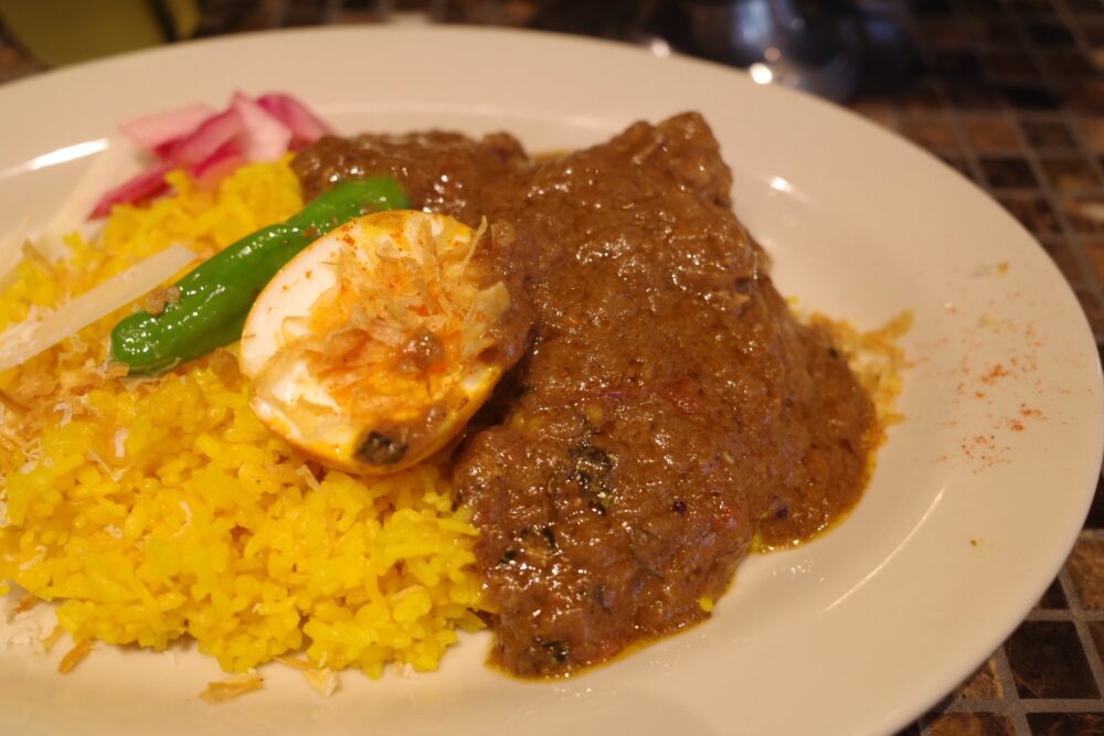 THE チキンカレーの表面