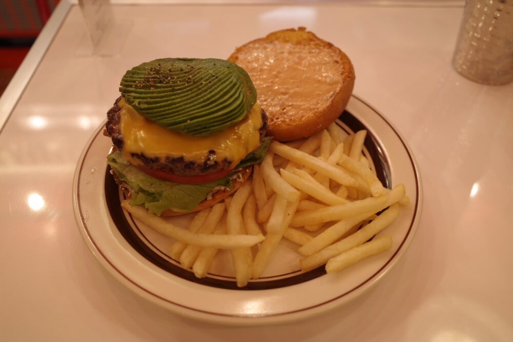 アボカドチーズバーガーセット