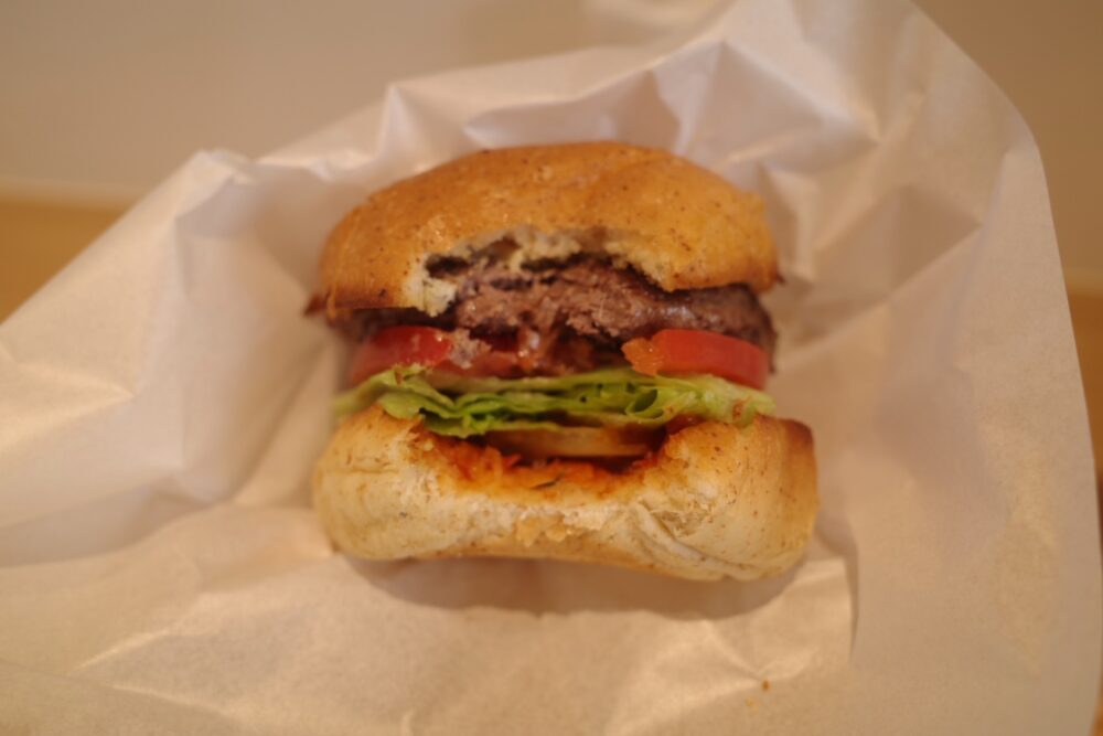 ビーフハンバーガーの断面