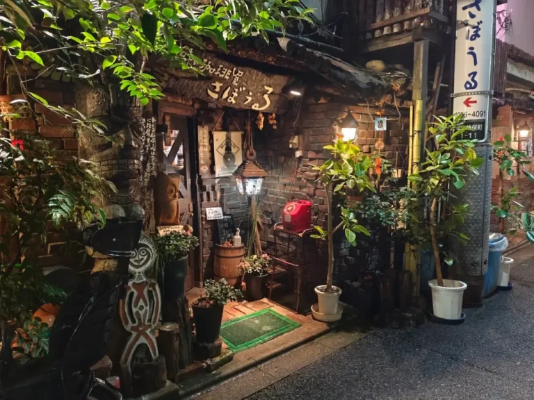 さぼうるさん外観