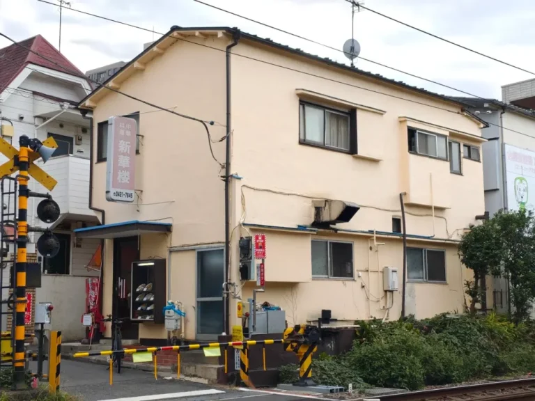 新華楼さん外観