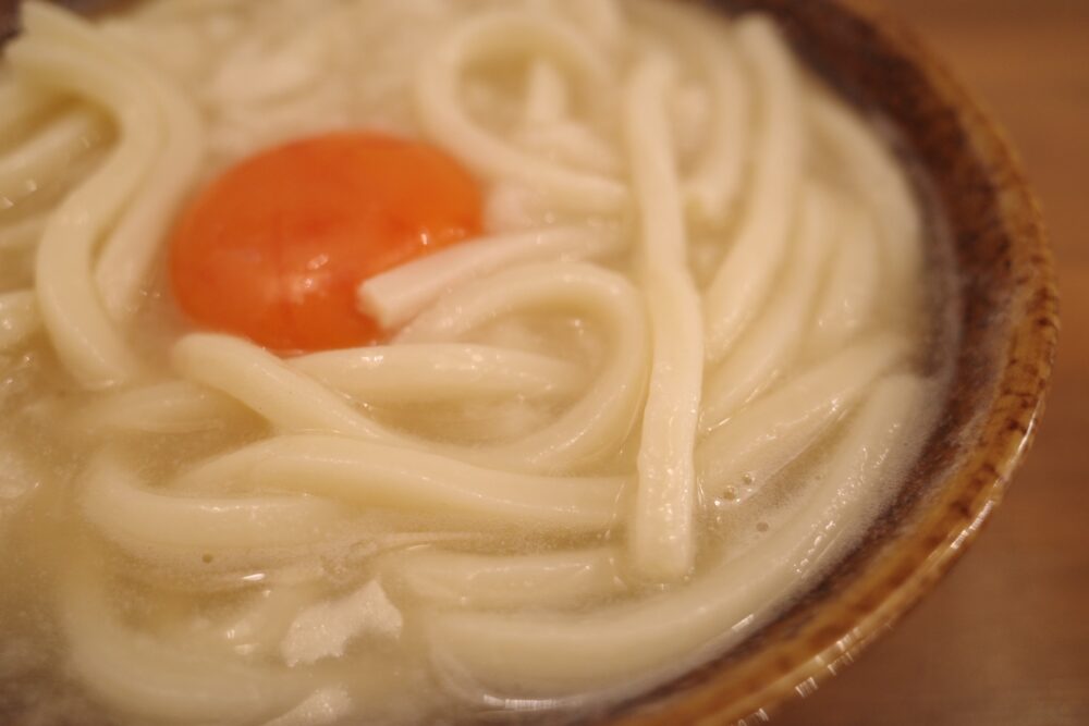 ふわとろ月見温うどん表面