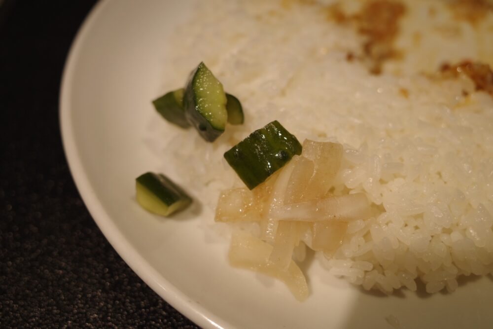 2種類のピクルスの表面