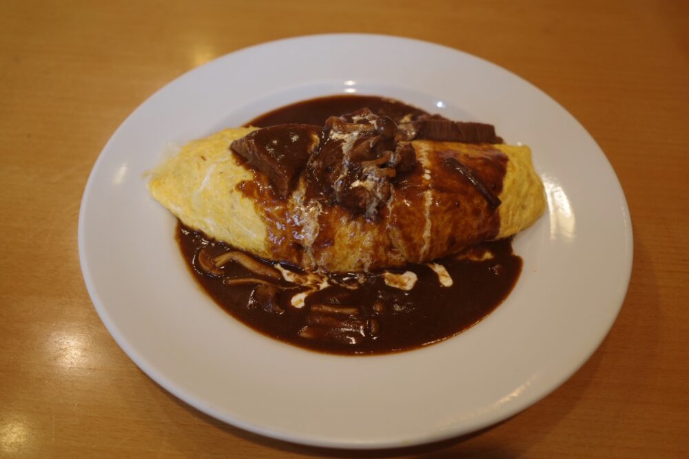 タンシチューオムライス