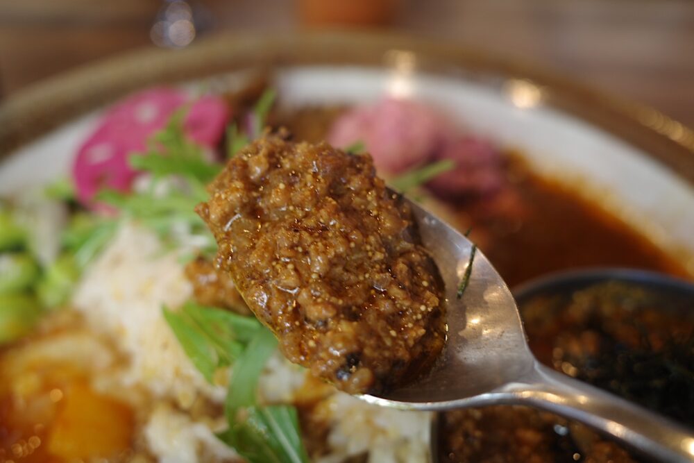 一口のいか明太鶏キーマカレー