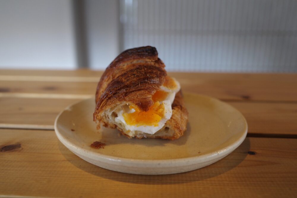 エッグサンドウィッチの断面