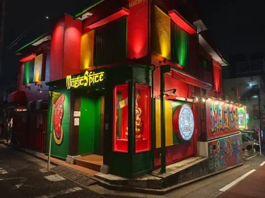 マジックスパイスさん外観