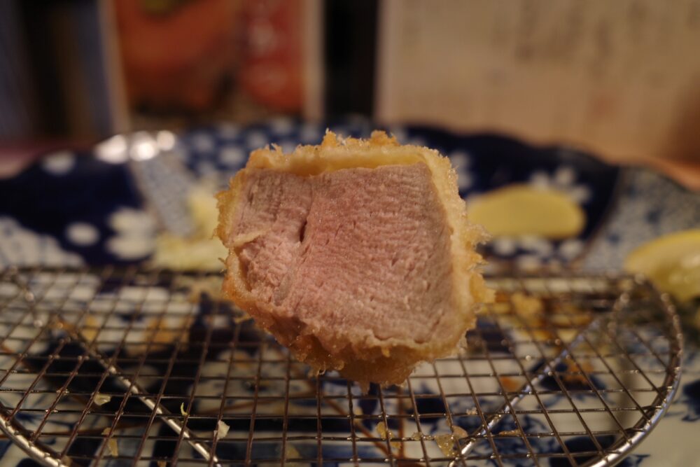 一口のひれかつ