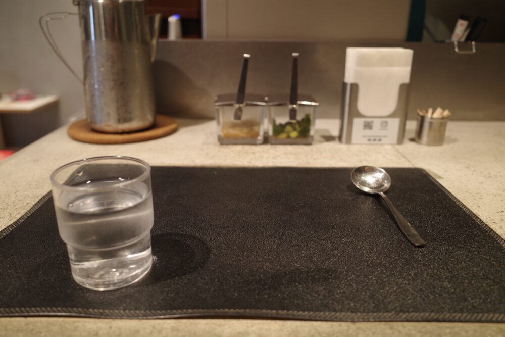 サンゾウ トウキョウさんカウンター