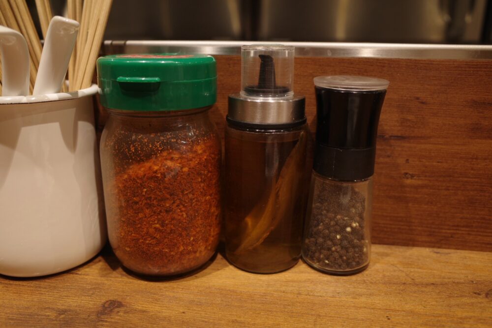 卓上の調味料