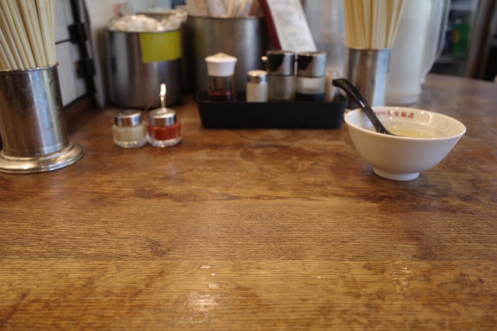 紫金飯店さん店内