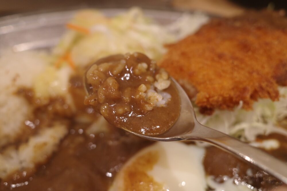 一口のビーフカレー