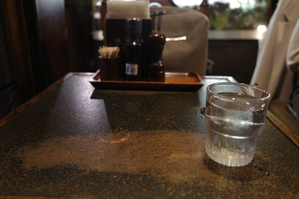 カフェレストラン 泥人形さん店内