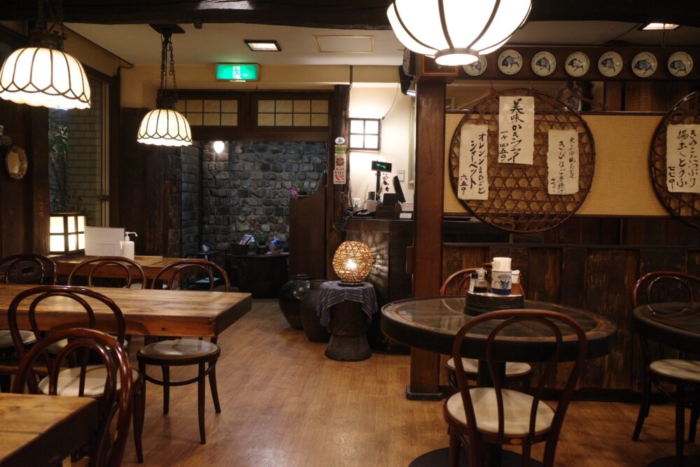 かつ良さん店内