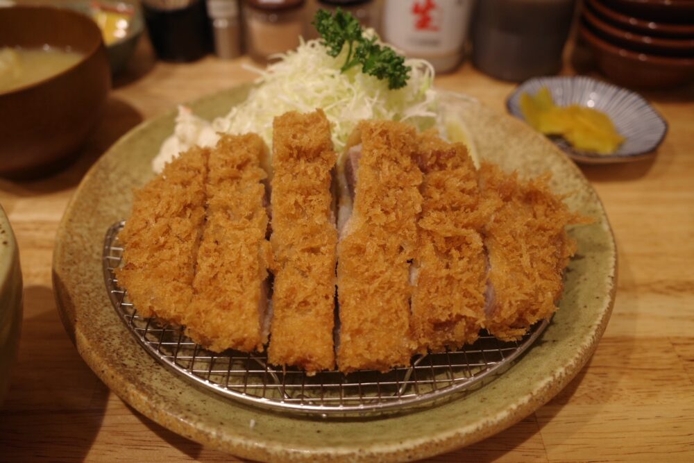 神威ロースかつ 200g