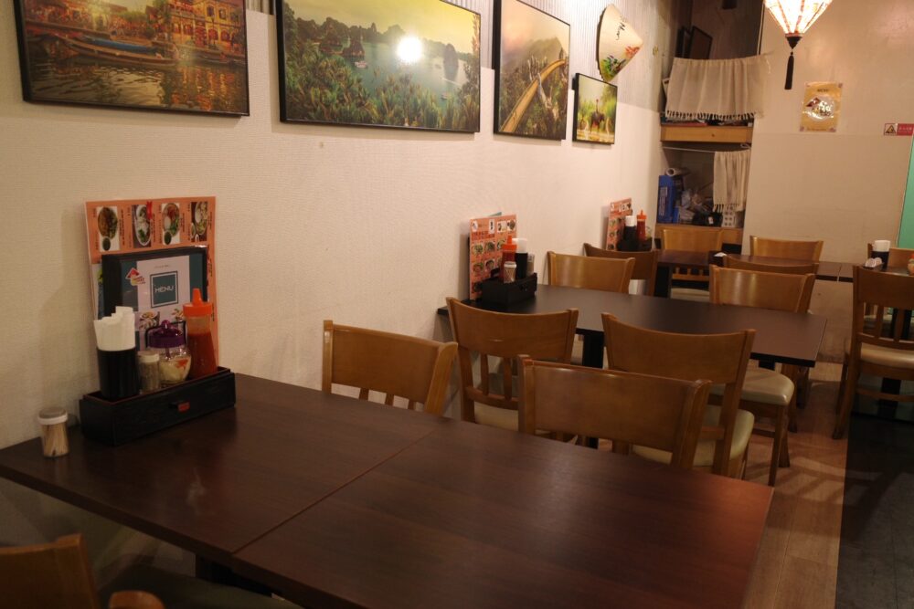 333 ベトナム料理さんテーブル