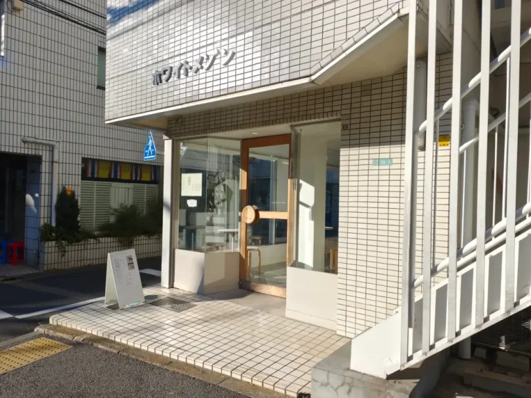 リトルトイボックスさん外観