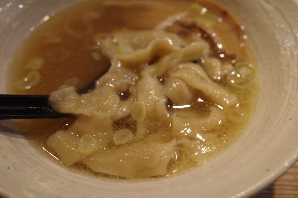 塩らーめんの表面