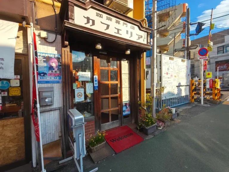 カフェリアさん外kなん