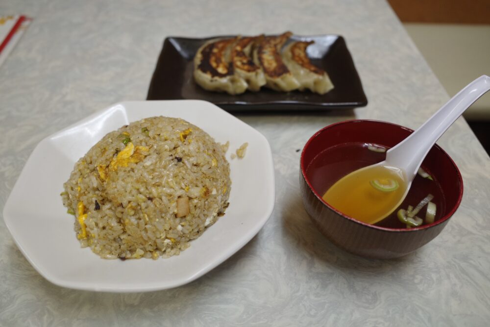 五目チャーハン＋餃子(5コ)＋スープ